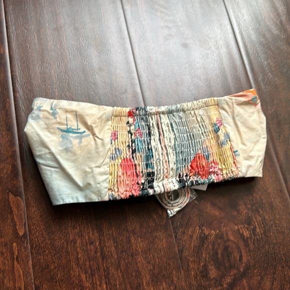 H&M Printed Crop Tube Top Front Tie Detail - Picture 3 of 7